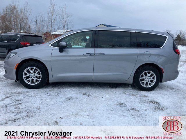 2021 Chrysler Voyager LX