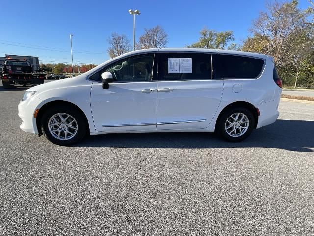 2021 Chrysler Voyager LX