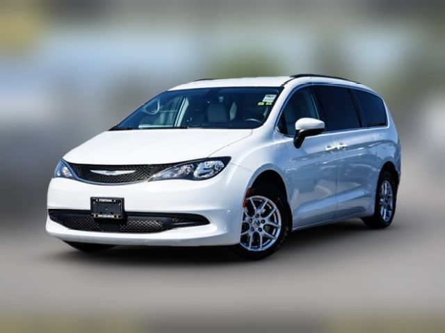 2021 Chrysler Voyager LXI