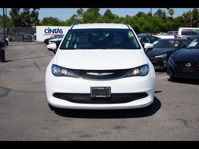 2021 Chrysler Voyager LXI