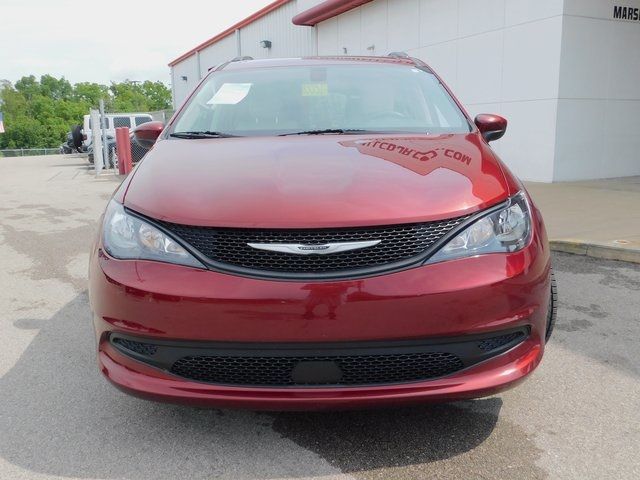 2021 Chrysler Voyager LXI