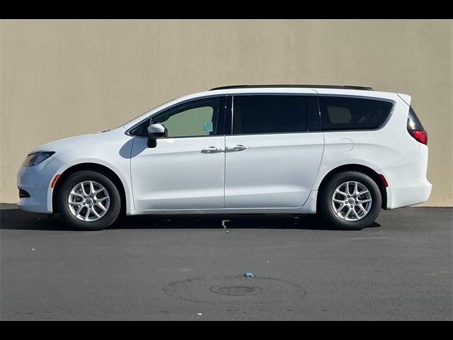 2021 Chrysler Voyager LXI