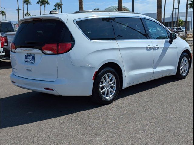 2021 Chrysler Voyager LXI