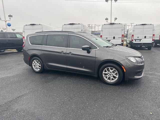 2021 Chrysler Voyager LXI