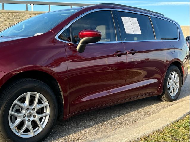 2021 Chrysler Voyager LXI