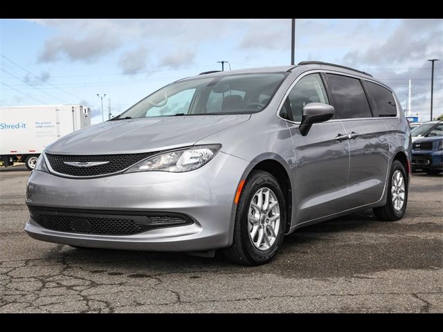 2021 Chrysler Voyager LXI