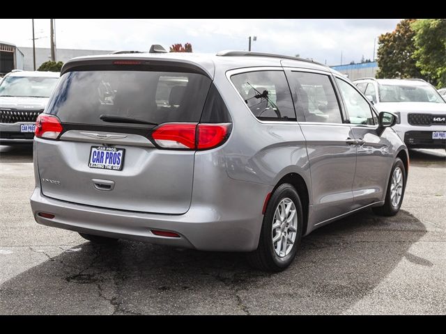 2021 Chrysler Voyager LXI