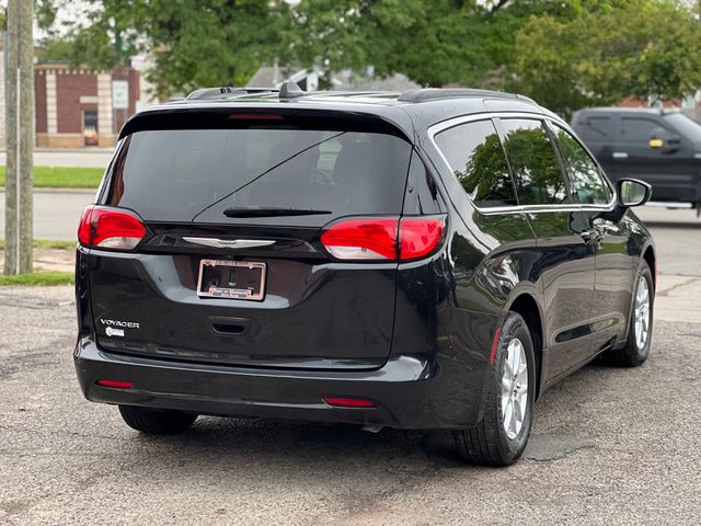 2021 Chrysler Voyager LXI