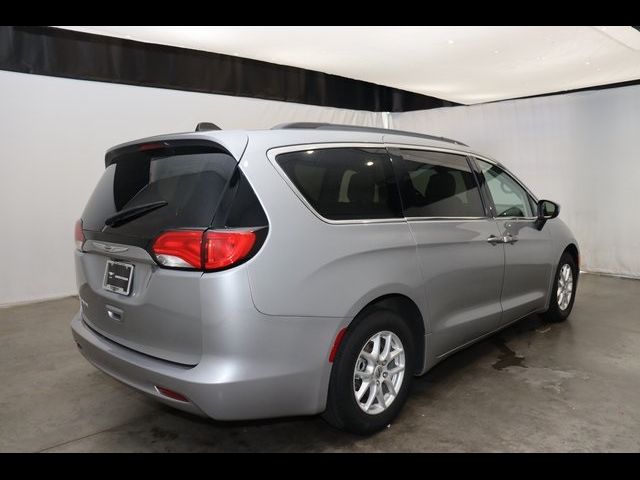 2021 Chrysler Voyager LXI