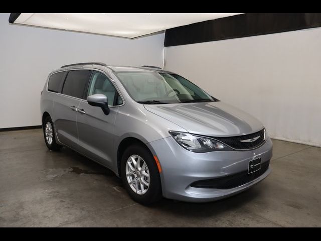 2021 Chrysler Voyager LXI
