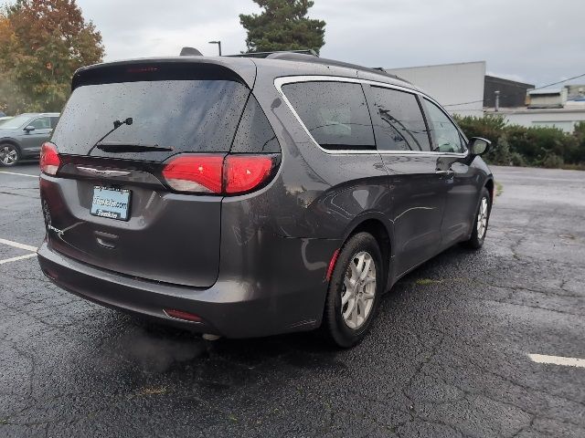 2021 Chrysler Voyager LXI