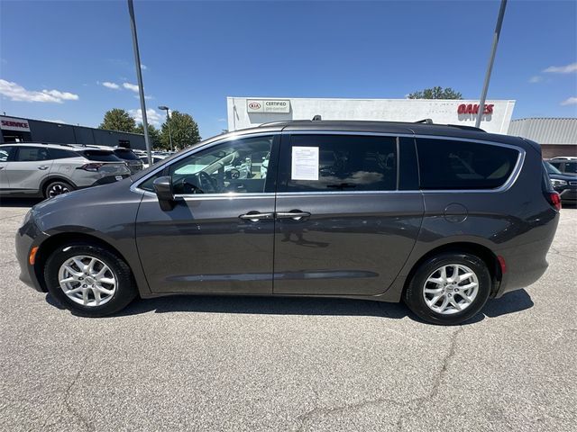 2021 Chrysler Voyager LXI