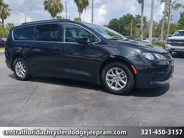 2021 Chrysler Voyager LXI