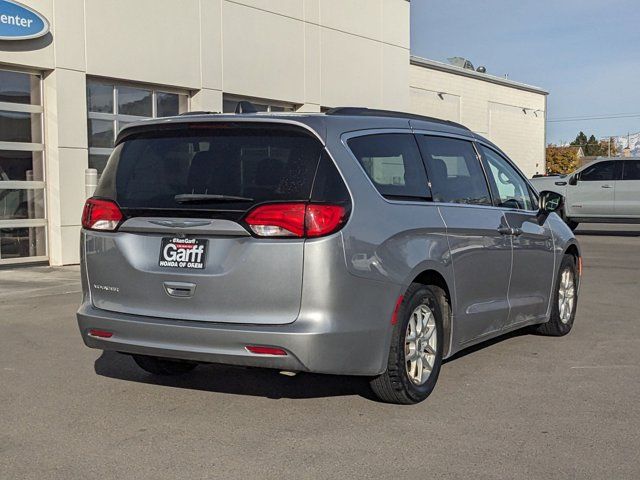 2021 Chrysler Voyager LXI