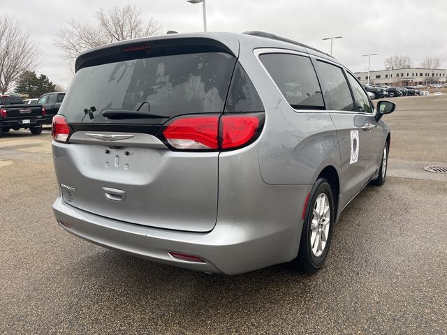 2021 Chrysler Voyager LXI