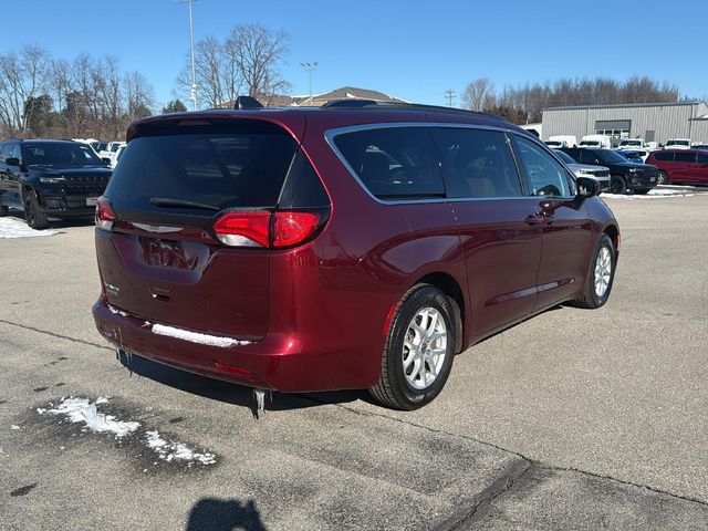 2021 Chrysler Voyager LXI