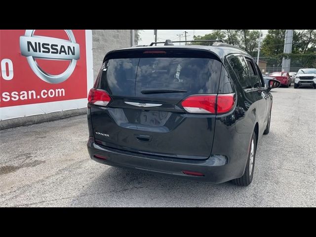 2021 Chrysler Voyager LXI