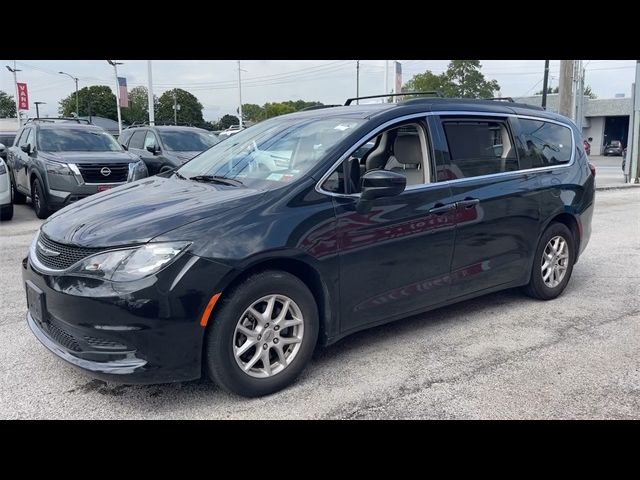 2021 Chrysler Voyager LXI