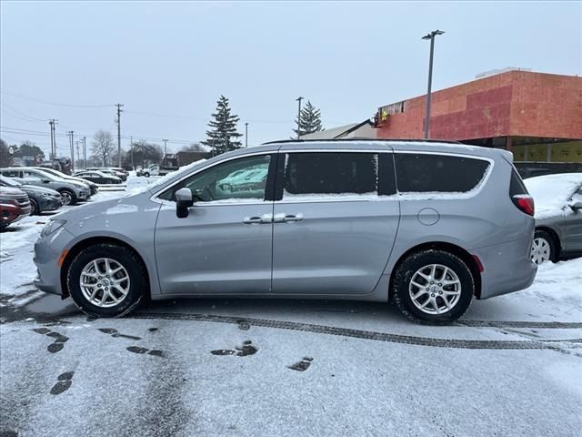 2021 Chrysler Voyager LXI