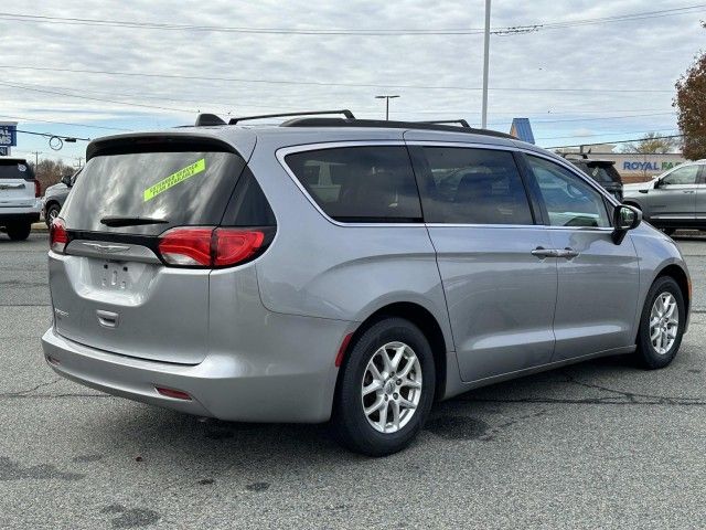 2021 Chrysler Voyager LXI