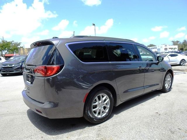 2021 Chrysler Voyager LXI