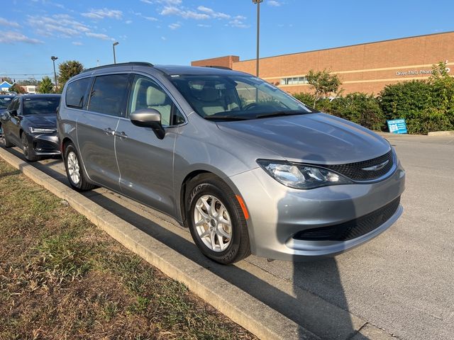 2021 Chrysler Voyager LXI