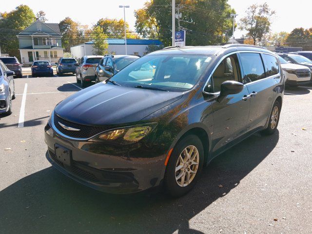 2021 Chrysler Voyager LXI