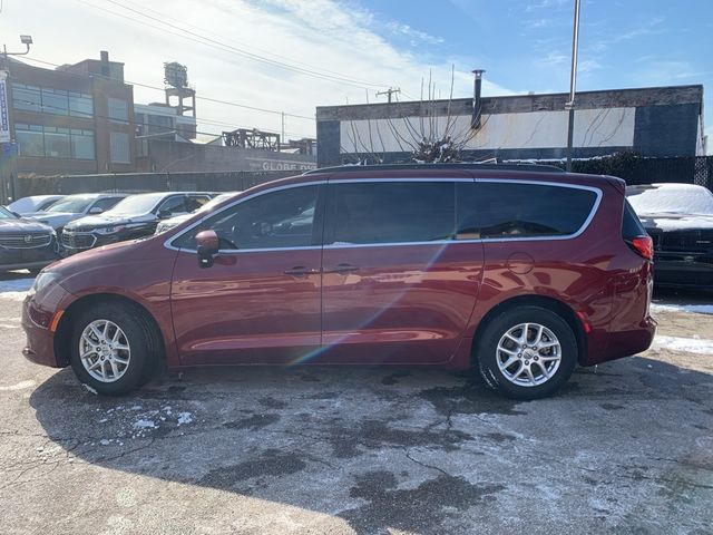 2021 Chrysler Voyager LXI