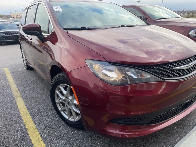 2021 Chrysler Voyager LXI