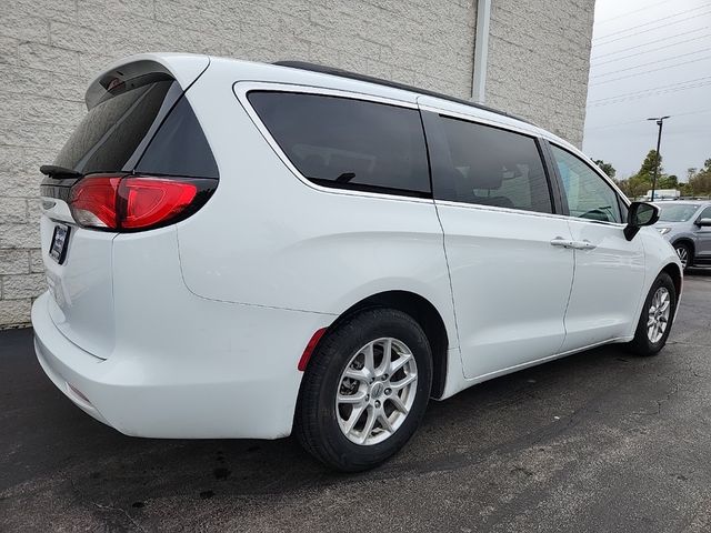 2021 Chrysler Voyager LXI