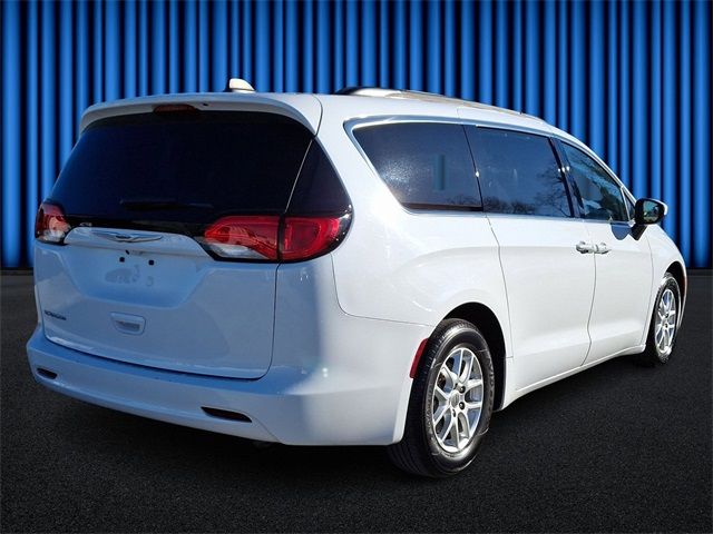 2021 Chrysler Voyager LXI