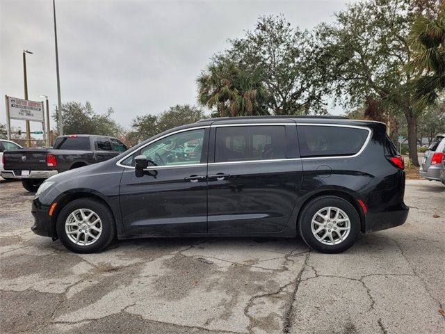 2021 Chrysler Voyager LXI