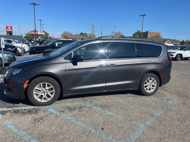 2021 Chrysler Voyager LXI