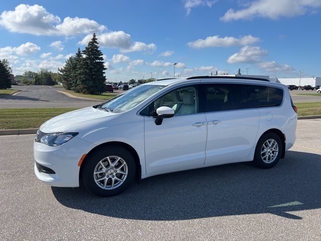 2021 Chrysler Voyager LXI