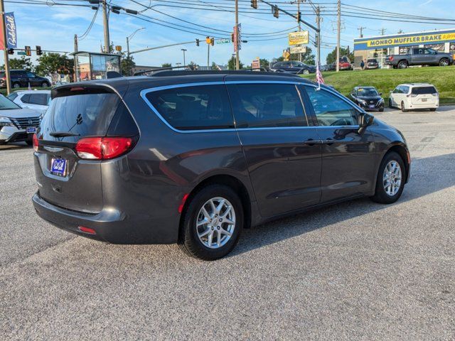 2021 Chrysler Voyager LXI