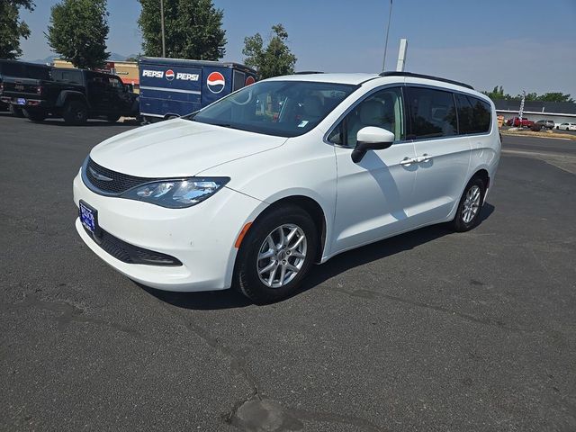 2021 Chrysler Voyager LXI