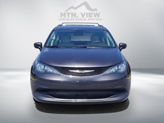 2021 Chrysler Voyager LXI