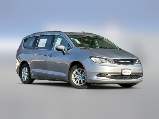 2021 Chrysler Voyager LXI