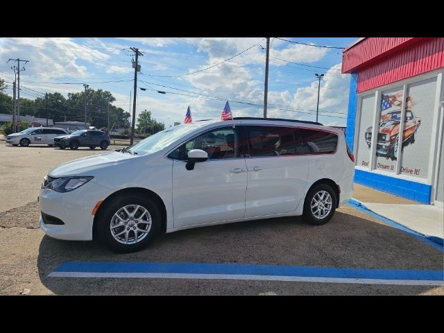 2021 Chrysler Voyager LXI