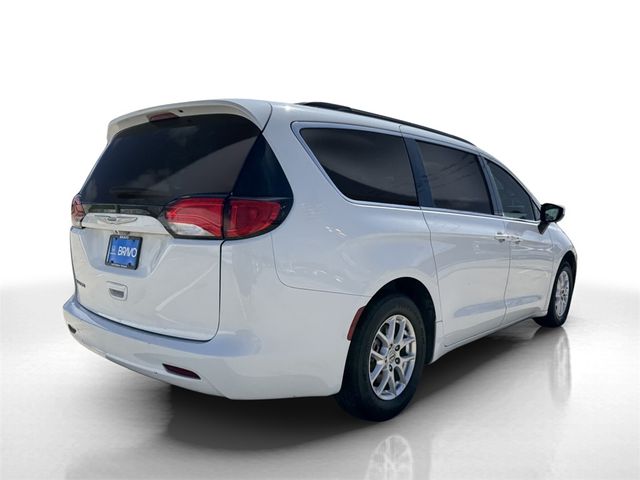 2021 Chrysler Voyager LXI