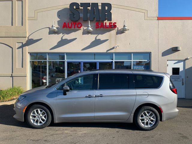 2021 Chrysler Voyager LXI