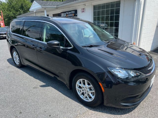 2021 Chrysler Voyager LXI