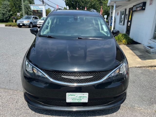 2021 Chrysler Voyager LXI