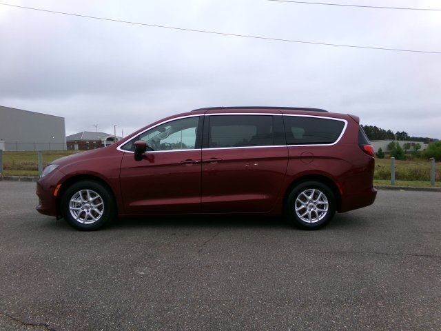 2021 Chrysler Voyager LXI