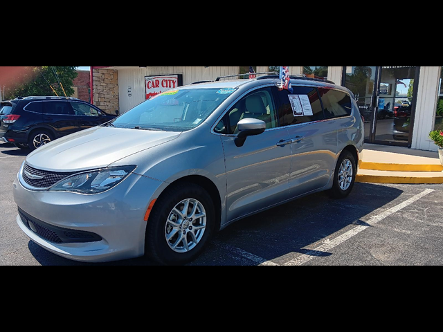 2021 Chrysler Voyager LXI