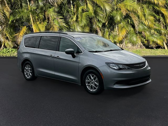 2021 Chrysler Voyager LXI