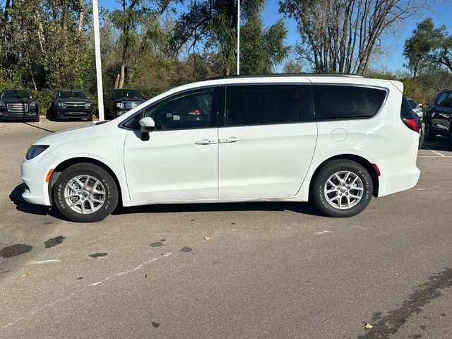 2021 Chrysler Voyager LXI