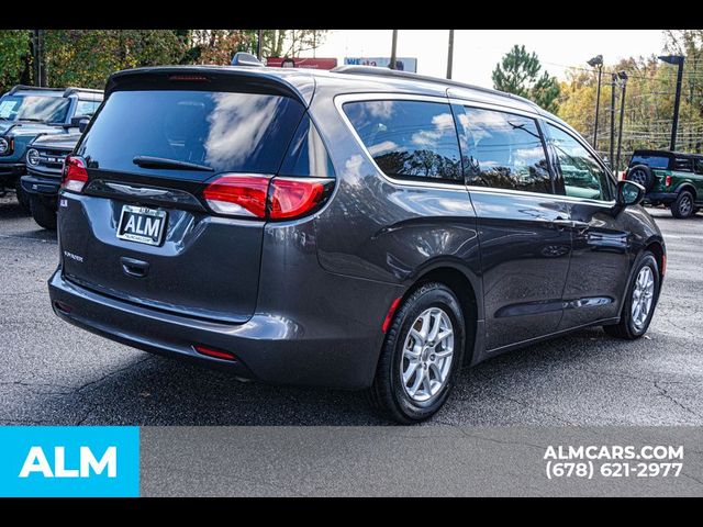 2021 Chrysler Voyager LXI