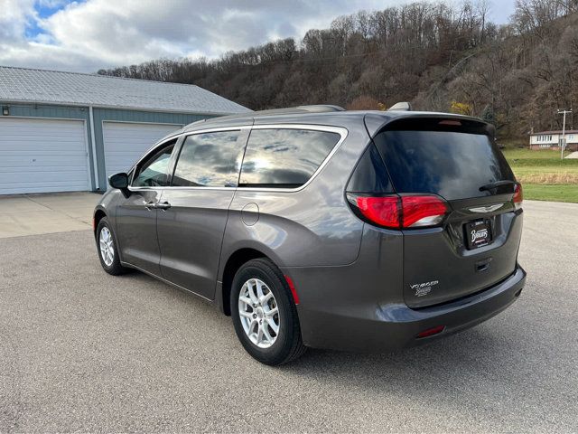 2021 Chrysler Voyager LXI