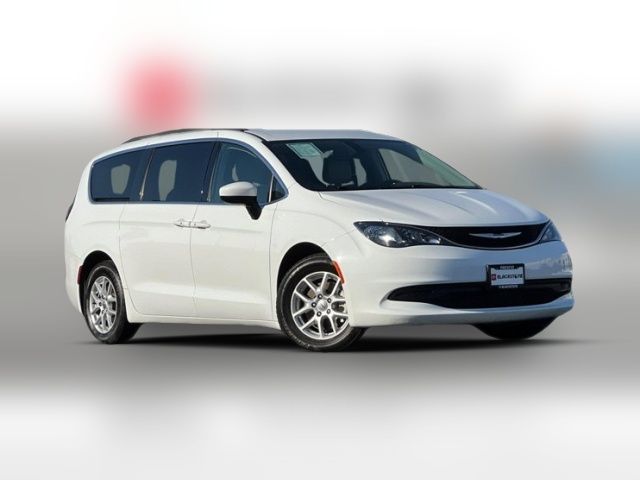 2021 Chrysler Voyager LXI